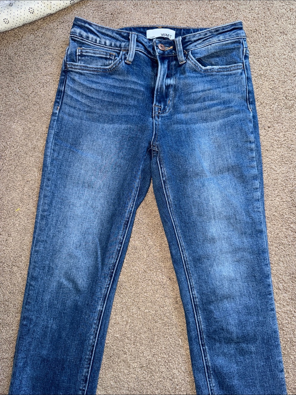 Vervet mid rise ankle jeans